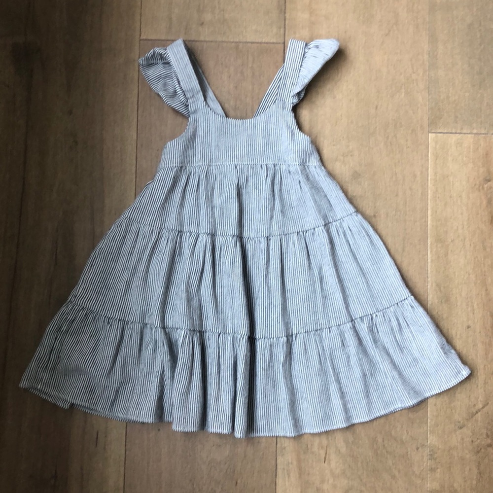 Summer dress! Black and off white/grayish strips
